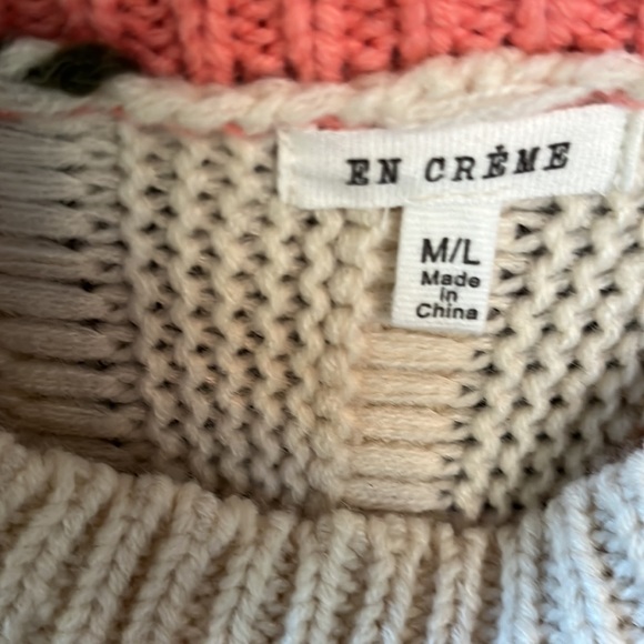 LAST CALL! Never worn sweater - Picture 2 of 6